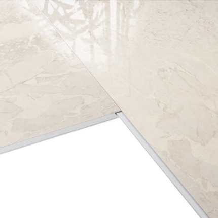 w50065b97a11k45-detailshot-wandtegel-beige-glanzend