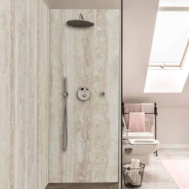 wandpanelen-travertino-natuursteen-badkamer-roomshot